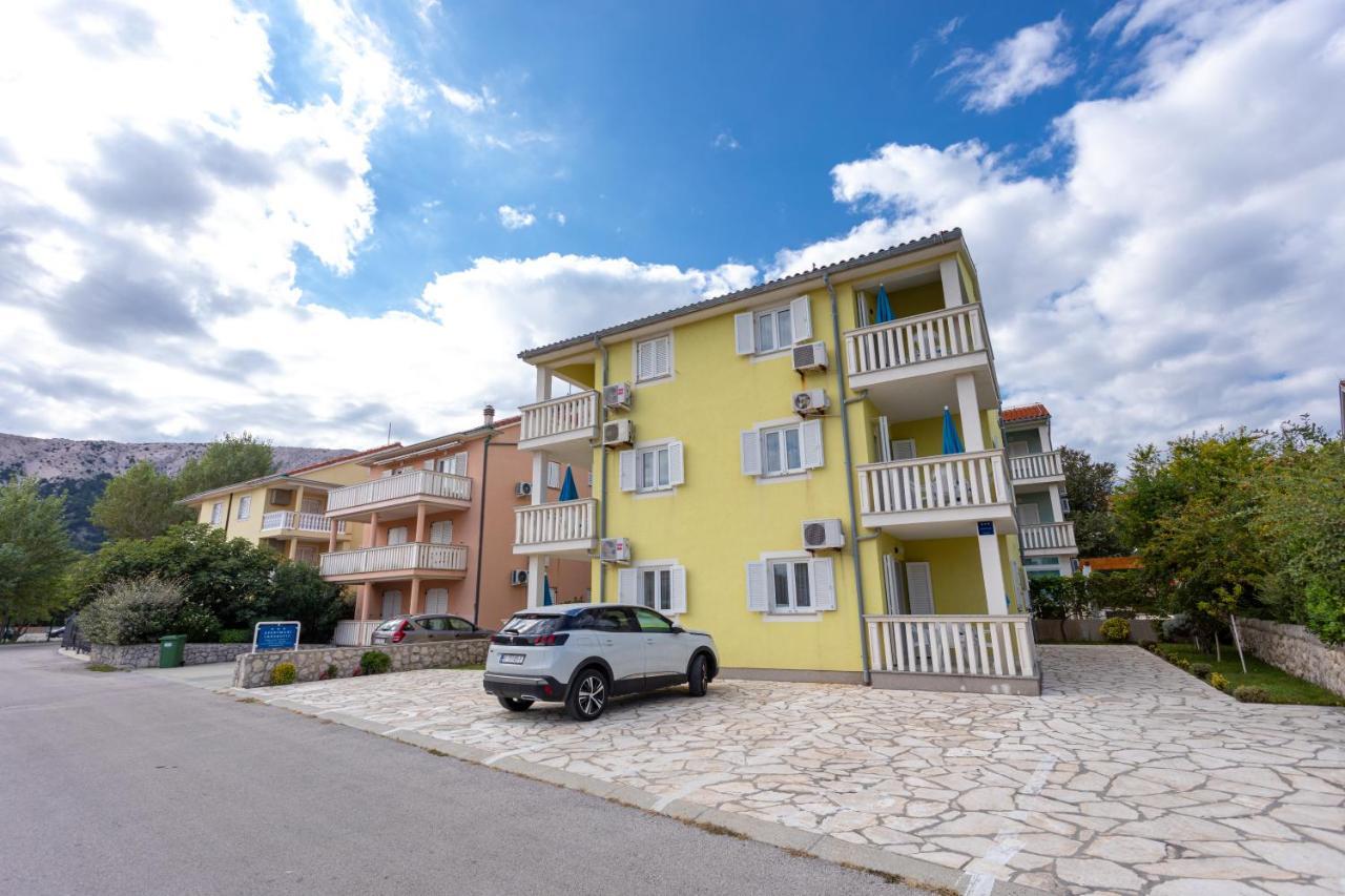 Apartments Crnekovic II Popa Dorcica Baska  Exterior photo