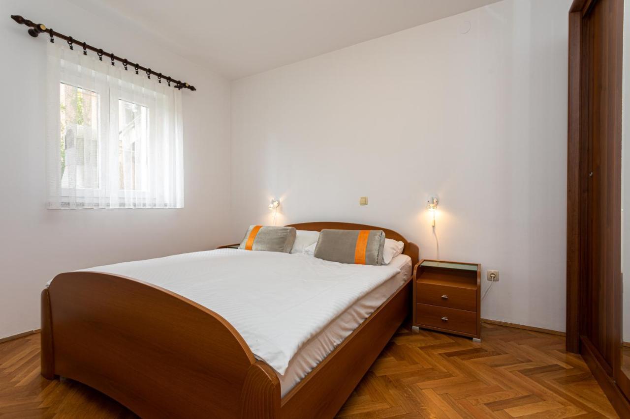 Apartments Crnekovic II Popa Dorcica Baska  Exterior photo
