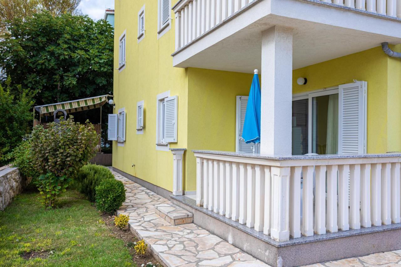 Apartments Crnekovic II Popa Dorcica Baska  Exterior photo